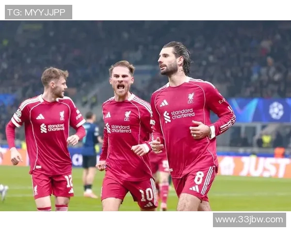 利物浦主场迎战阿森纳谁能在这场焦点之战中笑到最后