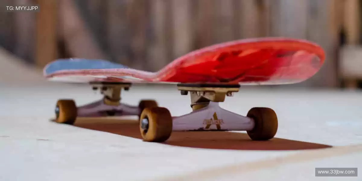 🌟限量周边,让热爱触手可及!🎭